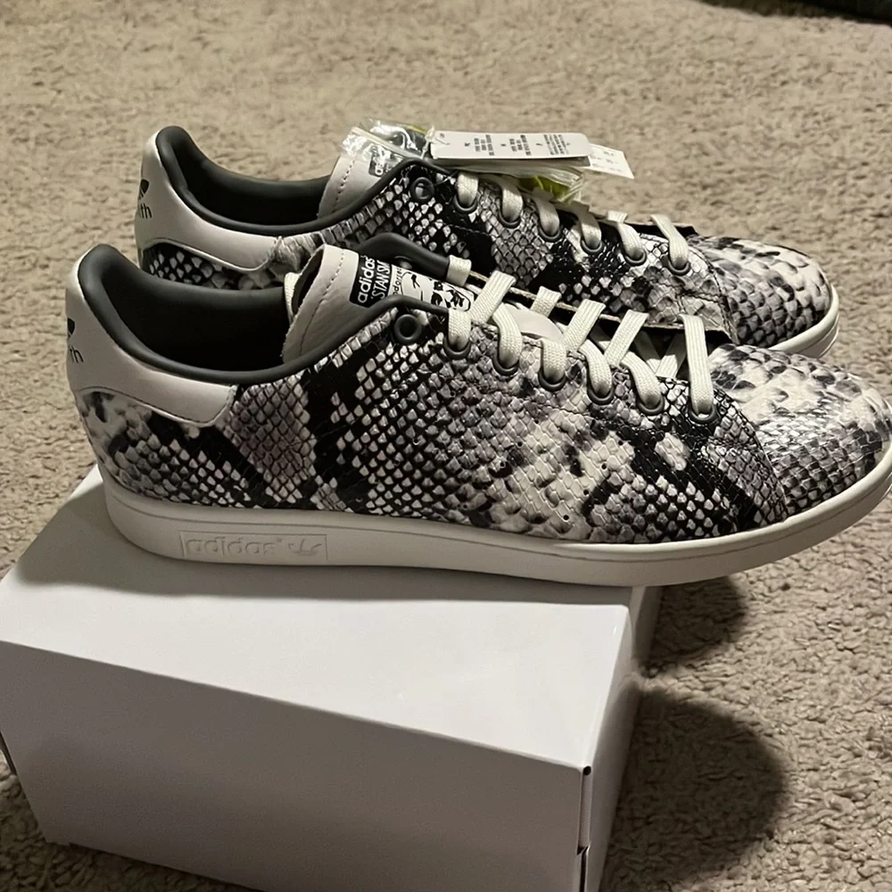 Adidas originals Stan Smith snakeskin shoes sneakers EH0151 new mens size 11 - Picture 2 of 15